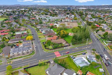 Photo of property in 4 Rathgar Road, Henderson, Auckland, 0610
