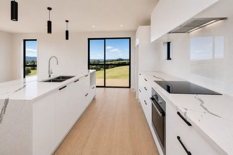 Photo of property in 116 Centennial Drive, Whitianga, 3510