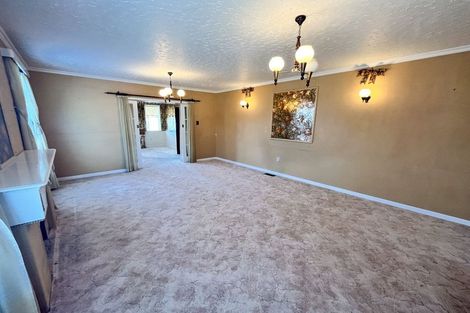 Photo of property in 13 Clouston Street, Saint Martins, Christchurch, 8022