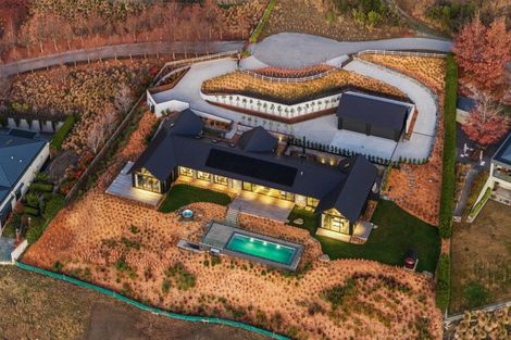 Photo of property in 83 Sicilian Lane, Lake Hayes, Queenstown, 9371