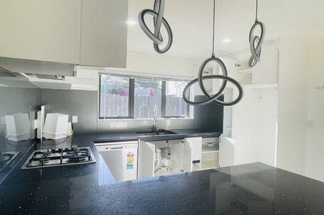 Photo of property in 37a Roseanne Road, Manurewa, Auckland, 2102