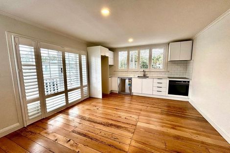 Photo of property in 4 Anne Street, Devonport, Auckland, 0624