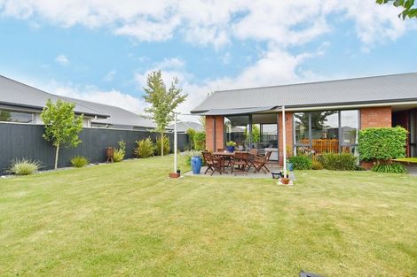 Photo of property in 16 Chestnut Place, Rangiora, 7400