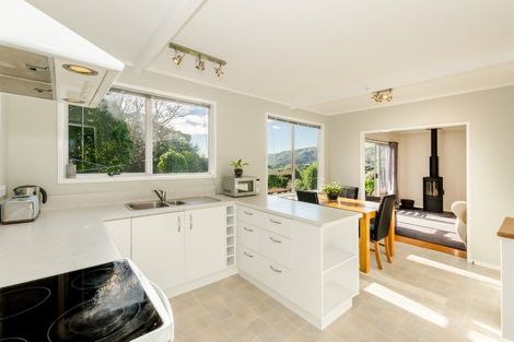 Photo of property in 6 Kapekape Place, Pukerua Bay, 5026