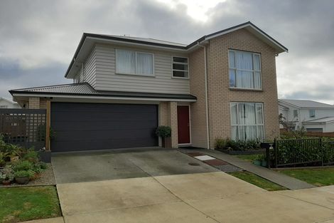 Photo of property in 20 William Wallbank Crescent, Swanson, Auckland, 0614
