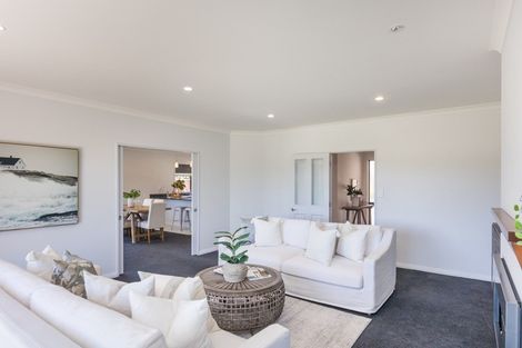 Photo of property in 30 Grand Oaks Drive, Awapuni, Palmerston North, 4412