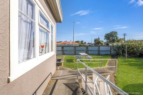 Photo of property in 20 Miro Street, Castlecliff, Whanganui, 4501