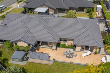 Photo of property in 54 Westpark Drive, Burnside, Christchurch, 8053