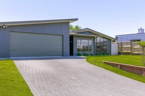 Photo of property in 208 Acacia Bay Road, Nukuhau, Taupo, 3330