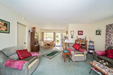 Photo of property in 1b Walmer Grove, Bell Block, New Plymouth, 4312