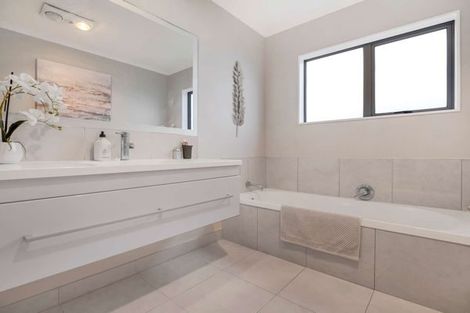 Photo of property in 4 Carroll Place, Owhata, Rotorua, 3010