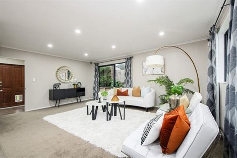Photo of property in 348b Royal Road, Massey, Auckland, 0614