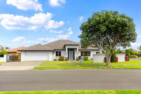 Photo of property in 1 Saratoga Court, Papamoa Beach, Papamoa, 3118