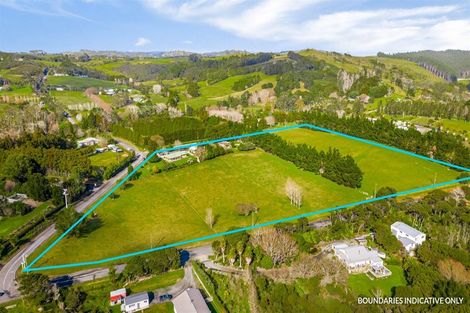 Photo of property in 192 Muriwai Valley Road, Muriwai, Waimauku, 0881