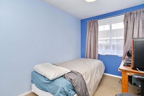 Photo of property in 2/5 Chadbury Street, Parklands, Christchurch, 8083