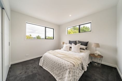 Photo of property in 47b Heretaunga Square, Silverstream, Upper Hutt, 5019