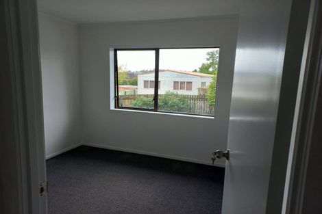 Photo of property in 5/37a Glengarry Road, Glen Eden, Auckland, 0602