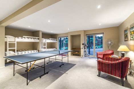 Photo of property in 2 Puriri Place, Sandspit, Warkworth, 0982