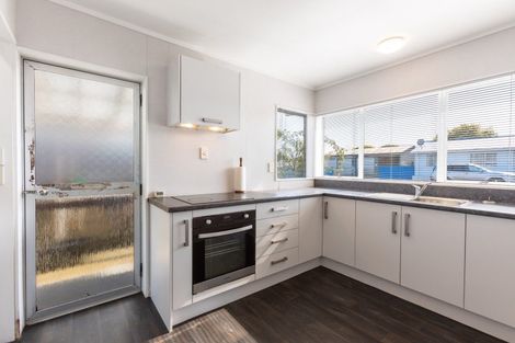 Photo of property in 57 Mclean Street, Woodville, 4920