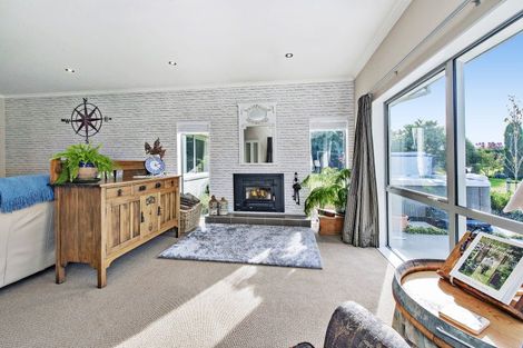 Photo of property in 74 Stott Drive, Darfield, 7571