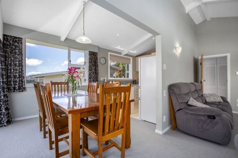 Photo of property in 37 Ernest Street, Ranui, Porirua, 5024