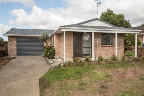 Photo of property in 372 Swanson Road, Ranui, Auckland, 0612