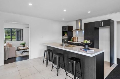 Photo of property in 8 Double Bay Road, Pyes Pa, Tauranga, 3112