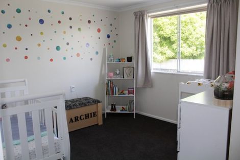 Photo of property in 9 Anne Street, Winton, 9720