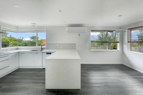 Photo of property in 9 Glenside Rise, Grandview Heights, Hamilton, 3200