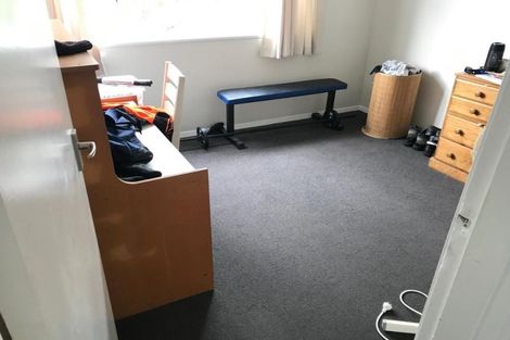 Photo of property in 30 Davidson Crescent, Tawa, Wellington, 5028