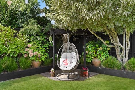 Photo of property in 27 Saint James Drive, Huntington, Hamilton, 3210