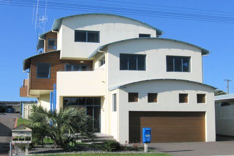 Photo of property in 295 Oceanbeach Road, Mount Maunganui, 3116