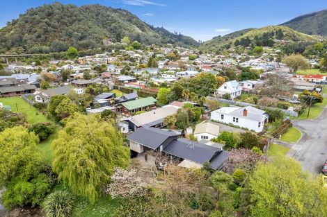 Photo of property in 12 Scotland Street, Picton, 7220