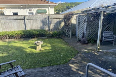 Photo of property in 283a The Parade, Island Bay, Wellington, 6023