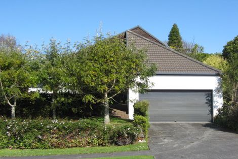 Photo of property in 11 Cannon Street, Westown, New Plymouth, 4310