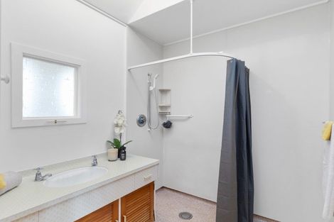 Photo of property in 16b Kent Street, Levin, 5510