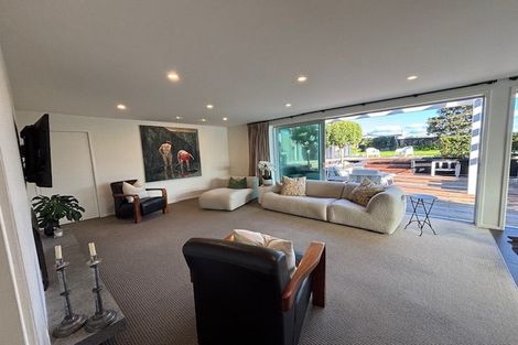 Photo of property in 242 Papamoa Beach Road, Papamoa Beach, Papamoa, 3118