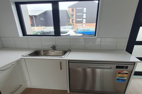 Photo of property in 7 Eileen Newey Place, Henderson, Auckland, 0612