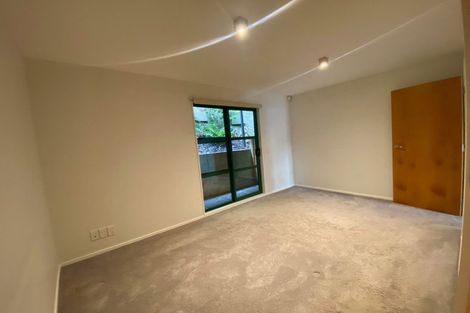 Photo of property in 50b Hawker Street, Mount Victoria, Wellington, 6011