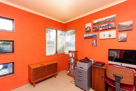 Photo of property in 1 Rotokare Crescent, Whalers Gate, New Plymouth, 4310