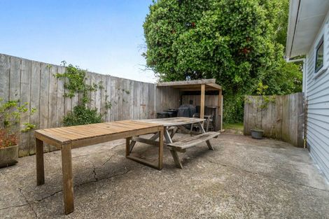 Photo of property in 36 Ross Street, Marton, 4710