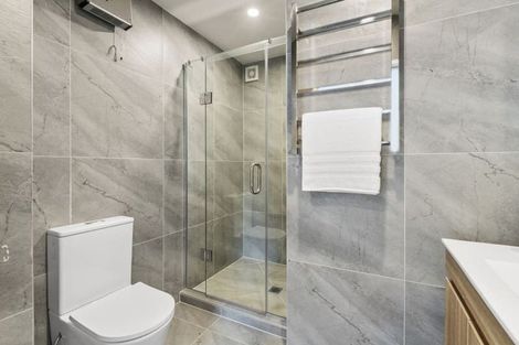 Photo of property in 3/205 Sunnynook Road, Wairau Valley, Auckland, 0627