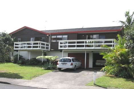 Photo of property in 11 Sailfish Drive, West Harbour, Auckland, 0618