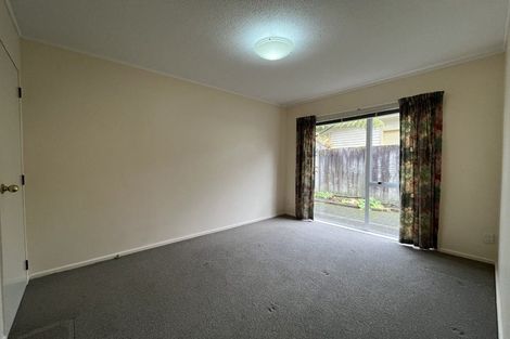 Photo of property in 1/169 Whites Line East, Waiwhetu, Lower Hutt, 5010