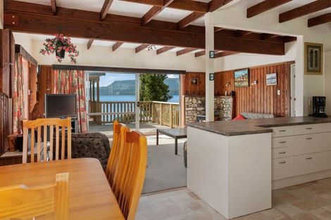 Photo of property in 255 Spencer Road, Lake Tarawera, Rotorua, 3076