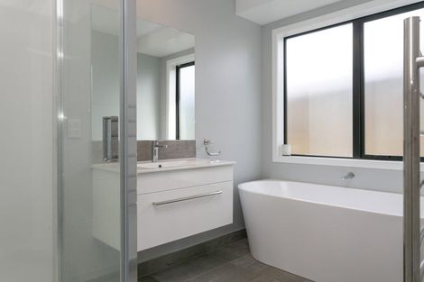 Photo of property in 7 Roto Close, Wharewaka, Taupo, 3330