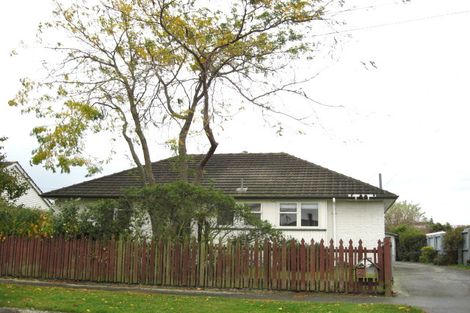 Photo of property in 5 Paddington Street, Northcote, Christchurch, 8052