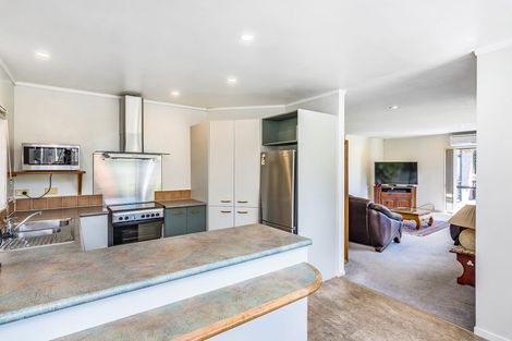 Photo of property in 2 Realm Drive, Paraparaumu, 5032