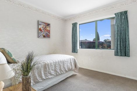 Photo of property in 10 James Henry Avenue, Papamoa Beach, Papamoa, 3118