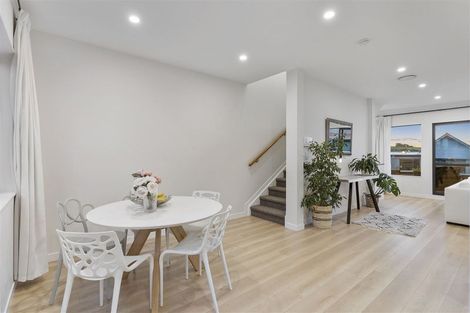 Photo of property in 4 Moki Place, Long Bay, Auckland, 0630